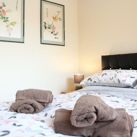 קארפילי Van Apartments מראה חיצוני תמונה